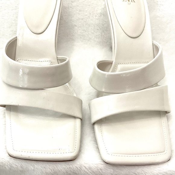 Zara  White Open Toe Square Padded  Dressy High Heel Sandals Size US7/EU37 - Picture 7 of 16